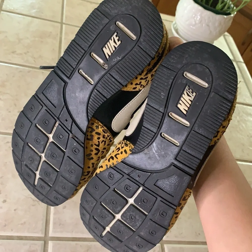 Nike